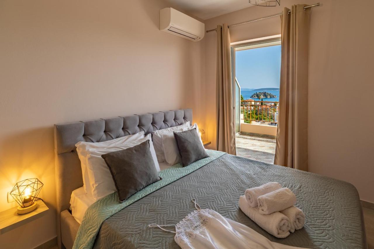 Iliana Apartments 托隆 外观 照片