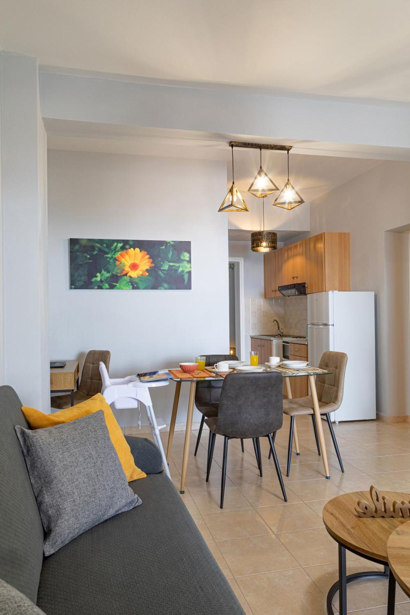 Iliana Apartments 托隆 外观 照片