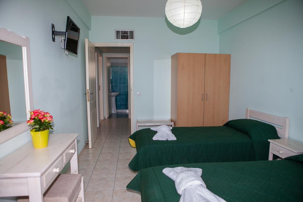 Iliana Apartments 托隆 外观 照片